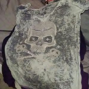 Skull shirt